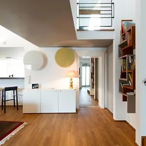  Apartment Welcome Palais